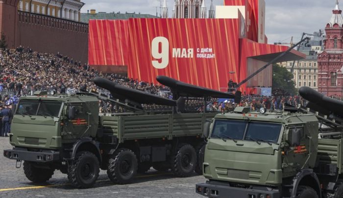 러시아 전승절 열병식에 처음 등장한 드론. [EPA = 연합뉴스]