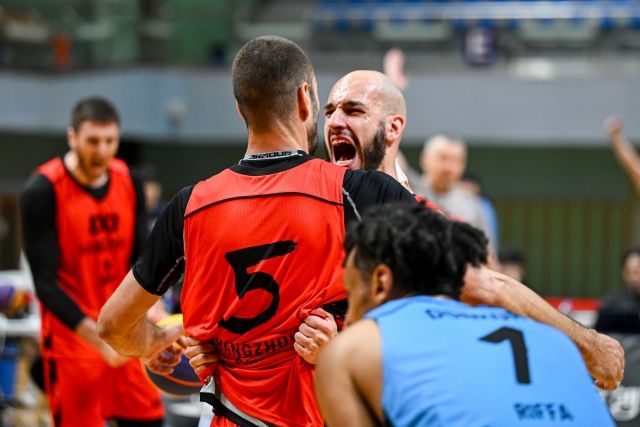 항저우는 10일 홍천종합체육관에서 열린 라우돈바리스와의 NH농협은행 FIBA 3x3 홍천 챌린저 2025 파이널에서 21-17로 승리, 우승했다. 사진=KXO 제공