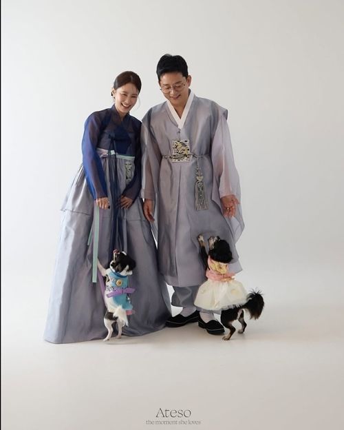 김지민과 김준호가 결혼을 앞두고 다채로운 웨딩화보로 또 한 번 ‘개그계 잉꼬커플’의 위엄을 입증했다. 사진=김지민 SNS