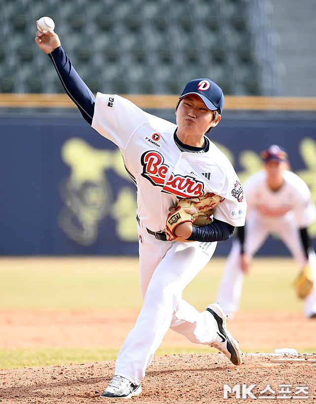 김택연은 사령탑의 믿음에 부응할 수 있을까. 사진=천정환 기자