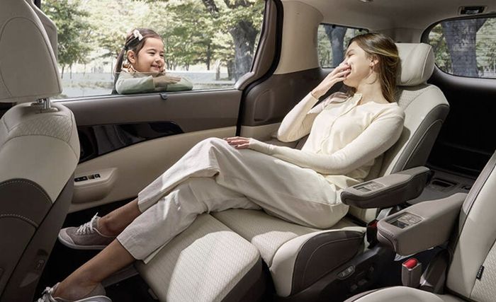 VIP 업무용은 물론 패밀리카로도 인기높은 카니발 [사진제공=기아]