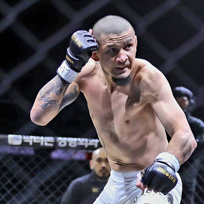 ‘노블레스’ 미우송 카스트루가 2025년 5월 인천광역시 영종국제도시 인스파이어 아레나에서 여유 있는 표정으로 블랙컴뱃 데뷔전을 치르고 있다. 사진=랭크파이브 이교덕 기자 제공