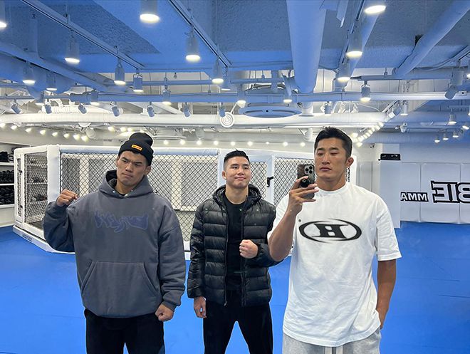 왼쪽부터 2023년 11월 케이지 스파링 훈련을 위해 ‘코리안 좀비’ 정찬성이 운영하는 종합격투기 체육관을 방문한 고석현, 윤창민, 김동현. 사진@stungunkim