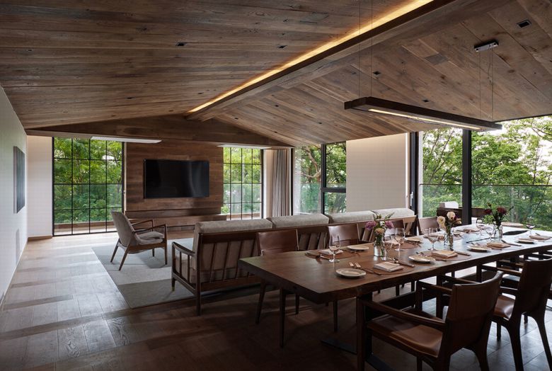 스카이하우스 거실