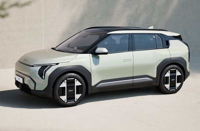 세계 각국에서 최고의 전기차로 평가받은 EV3 [사진출처=기아]