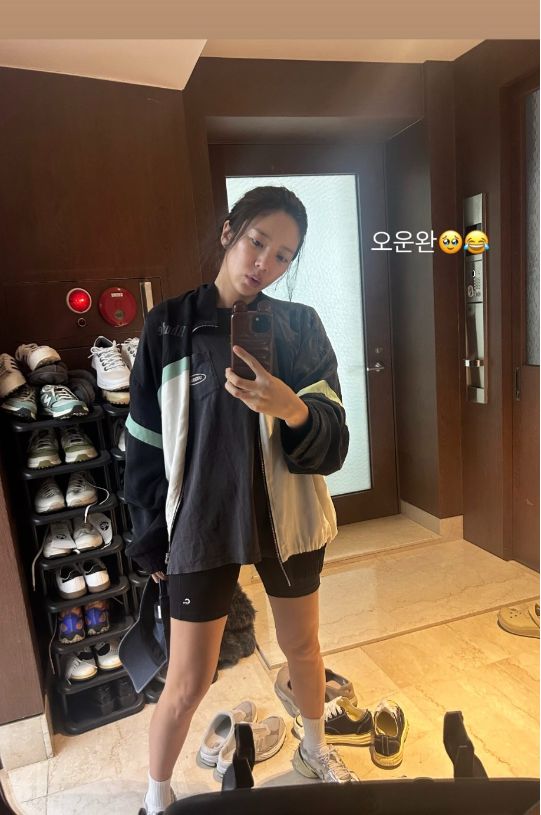 풀메이크업 없이 드러낸 민낯은 ‘진짜 운동 후’의 날 것 그대로의 순간을 담고 있었다.사진=손담비 SNS