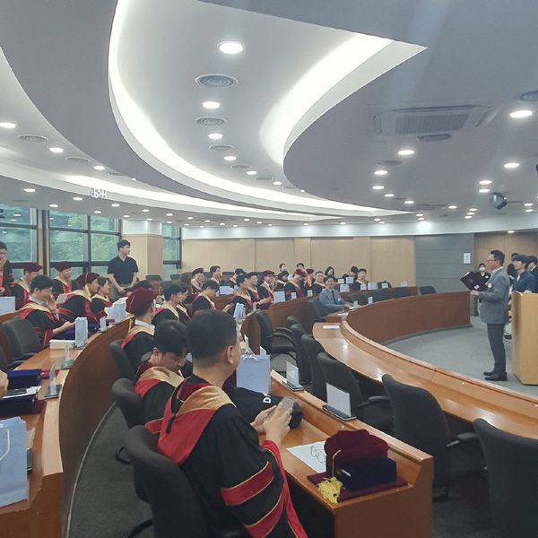 < 서강대학교 mini MBA 수료식 / 서강대학교 제공 >
