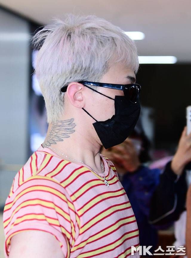 빈티지와 힙을 동시에 품은 룩, 그리고 그 안에 녹아든 유일무이한 존재감. 사진=김영구 기자