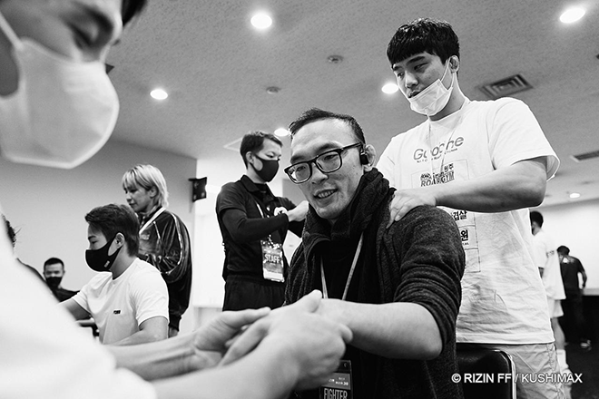 초대 ONE 밴텀급 챔피언 김수철이 2022년 9월 일본 사이타마 슈퍼 아레나에서 라이진 38 출전을 준비하고 있다. 김수철은 제4대 로드FC 페더급/밴텀급 챔피언도 지냈다. 사진=RIZIN FF