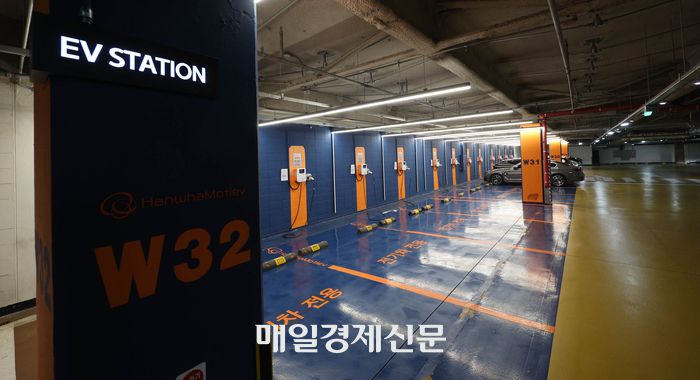 63 빌딩 전기차 충전소 2025.05.29[이충우기자]