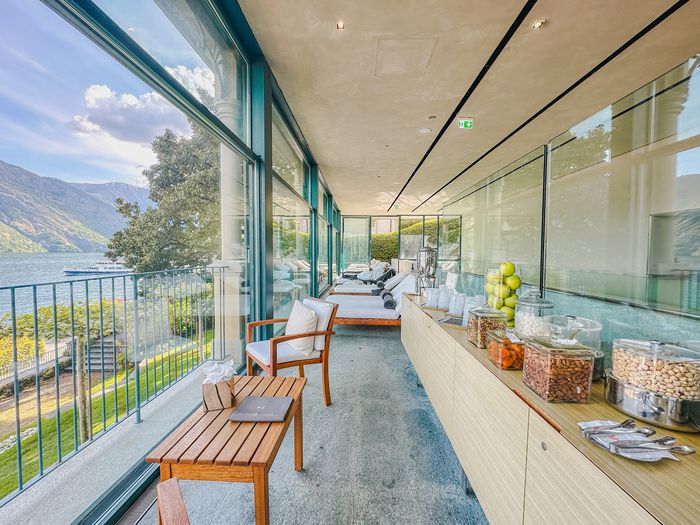 실내 온수 인도어 인피니티 풀 / 사진=권효정 여행+ 기자