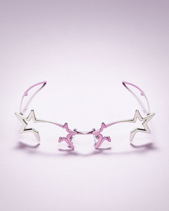 출시 직후 품절된 젠틀몬스터 ‘포켓 컬렉션’ 밀키웨이. [사진=아이아이컴바인드]