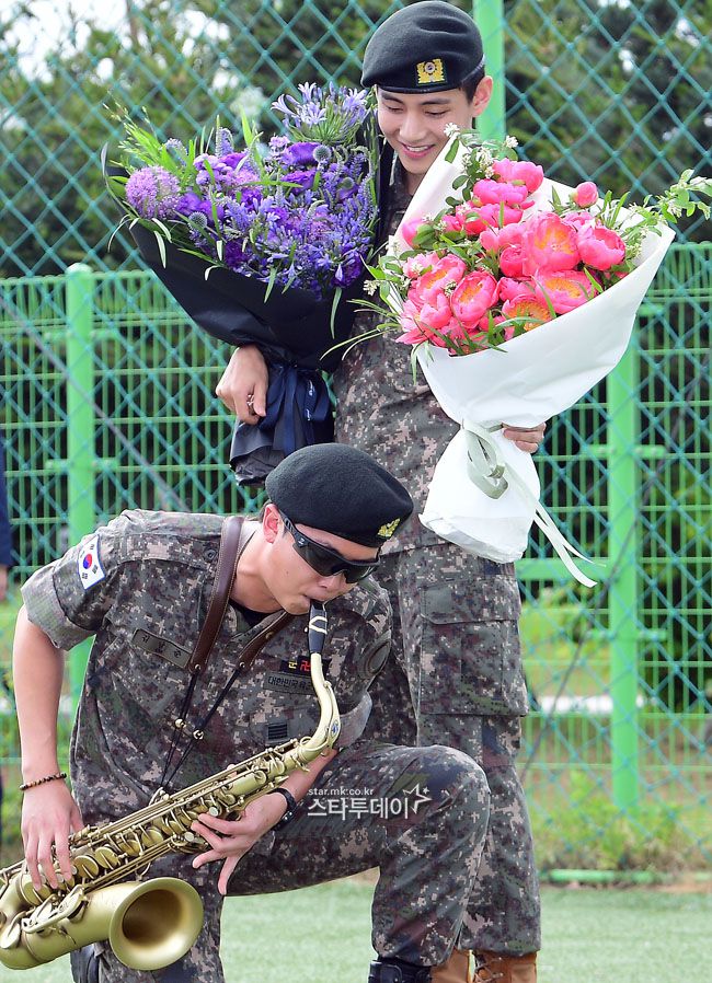 BTS RM, 뷔. 사진l유용석 기자