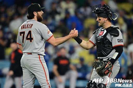 포수 앤드류 키즈너는 투수진의 활약을 칭찬했다. 사진(美 로스앤젤레스)=ⓒAFPBBNews = News1