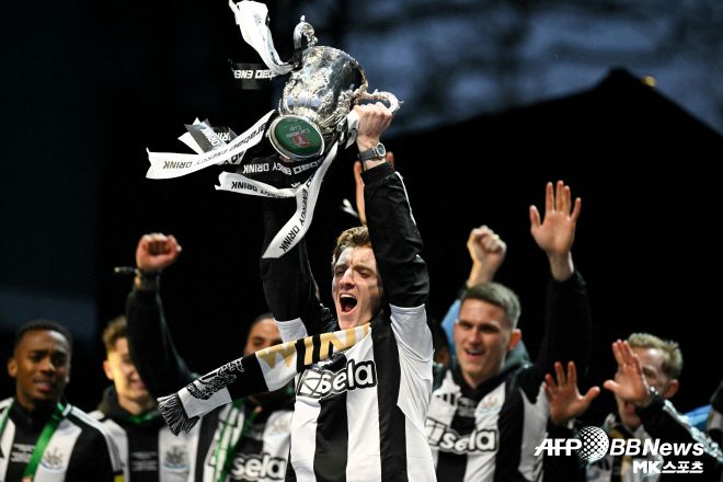 영국 매체 ‘더 선’은 6월 15일 “리버풀이 고든 영입을 진지하게 추진 중”이라며 “리버풀은 올여름 이적시장에서만 3억 파운드(약 5,567억 원)를 쓸 수도 있다”고 했다. 사진=AFPBBNews=News1