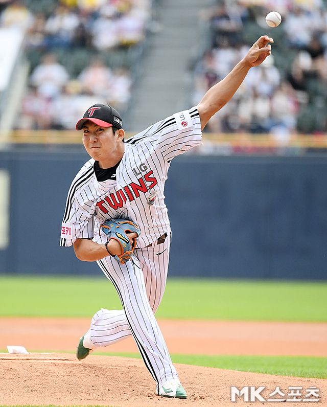 LG 손주영은 21일 잠실 두산전에서 패전을 떠안았다. 사진=천정환 기자