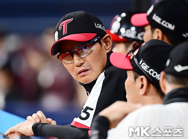 LG의 지휘봉을 잡고 있는 염경엽 감독. 사진=천정환 기자