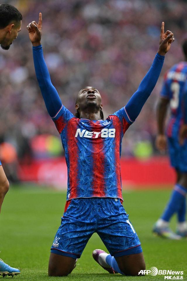 에제가 활약한 팰리스는 FA컵 우승 및 유로파리그 진출권을 획득했다. 사진=AFPBBNews=News1