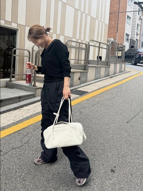 코미디언 신봉선이 달라진 몸매와 함께 첫 외출길 인증샷을 남겼다. 사진=신봉선 SNS