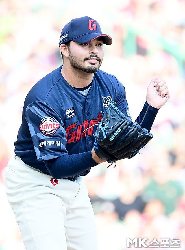 26일 창원 NC전에서 악전 고투 끝 승리투수가 된 감보아. 사진=김영구 기자