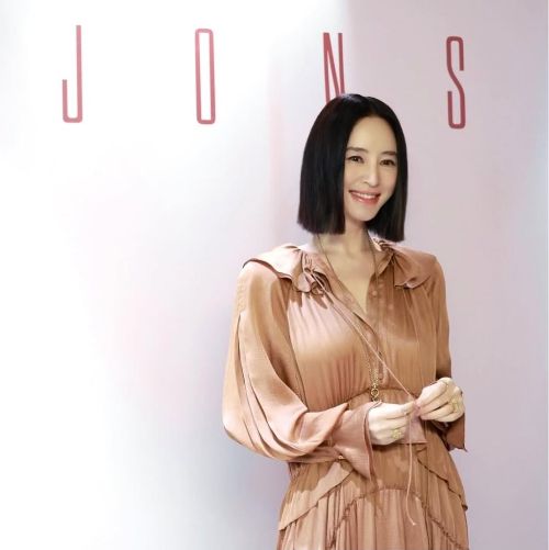 사진 = 김혜수 SNS