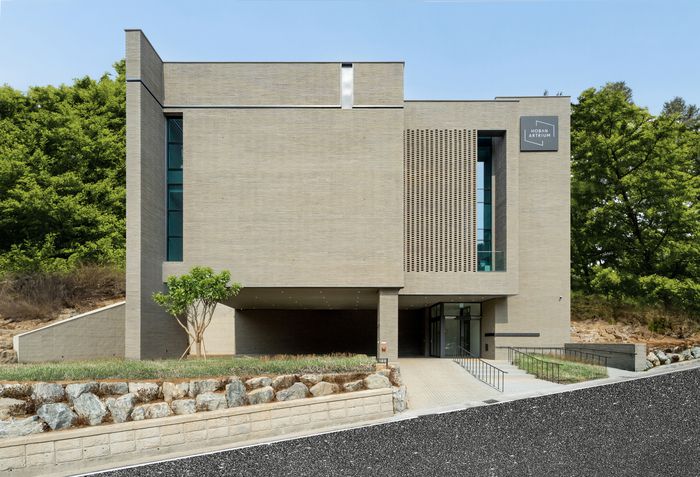 올해 경기도 과천에 개관한 호반아트리움 전경 <호반문화재단>