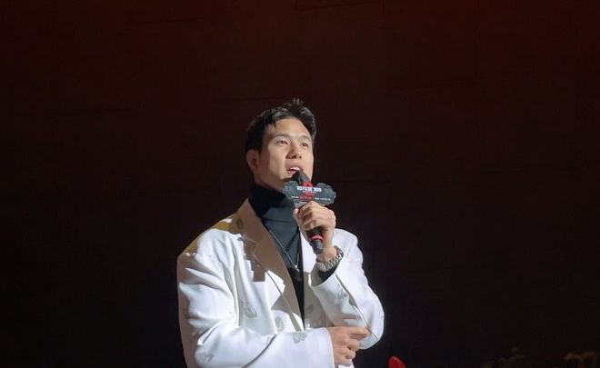 조성빈이 넷플릭스 스포츠 서바이벌 예능프로그램 ‘피지컬: 100 – 언더그라운드’ 워치파티에서 발언하고 있다. 사진=아트리온 영상 화면