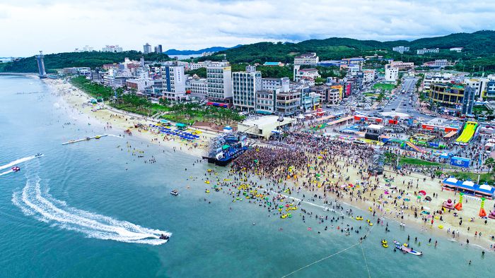 보령 머드 축제 전경 / 사진=서울관광재단