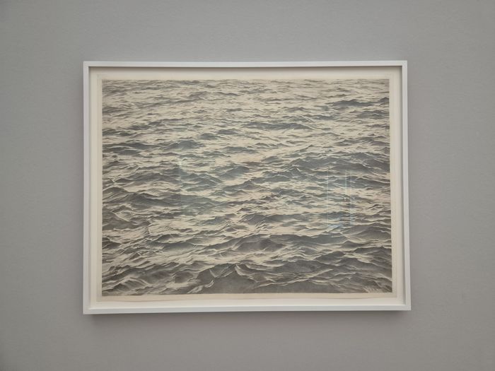 대표작인 바다를 그린 작품. 연필로 그린 묘사가 정말 섬세하다. ©김슬기