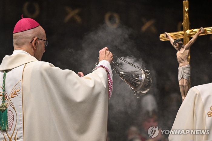 폴란드 바르샤바의 한 성당. [사진 출처 = 연합뉴스]
