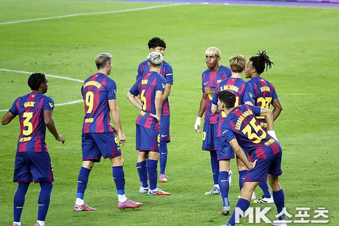 FC 바르셀로나 선수들. 사진=이근승 기자
