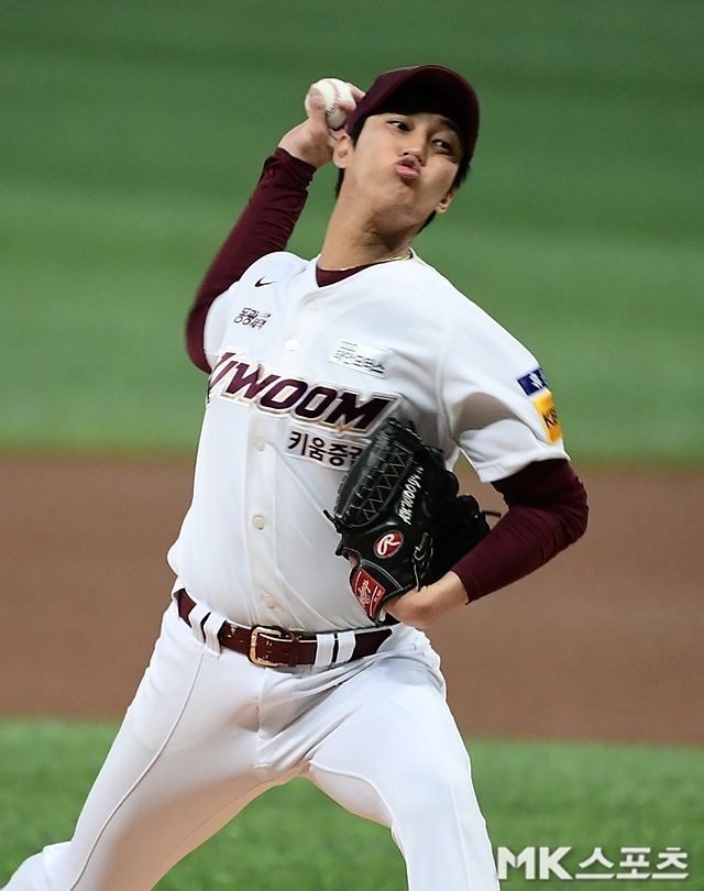 키움히어로즈의 안우진은 황당한 부상을 당했다. 사진= MK스포츠 DB