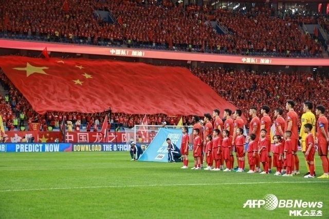 중국은 클린스만 감독의 능력에 대한 부분은 크게 문제 삼지 않고 있다. ‘소후닷컴’은 “클린스만 감독의 명성은 분명 팀에 동기부여를 줄 수 있다. 나는 국가대표 감독을 맡을 자격이 있는 지도자라면 반드시 뛰어난 자질을 갖추어야 하고 또 선수들이 그를 존경한다면 전술 철학을 더 잘 수용할 것이라고 믿는다”고 밝혔다. 사진=AFPBBNews=News1