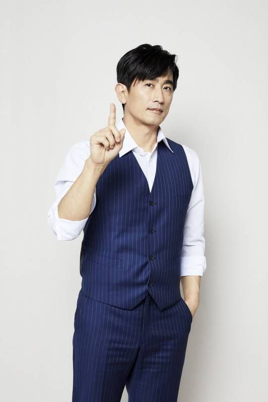 이번 수상에 대해 그는 “이제부터 잘 써보라는 격려로 받겠다”고 했다.  사진ㅣ넷플릭스