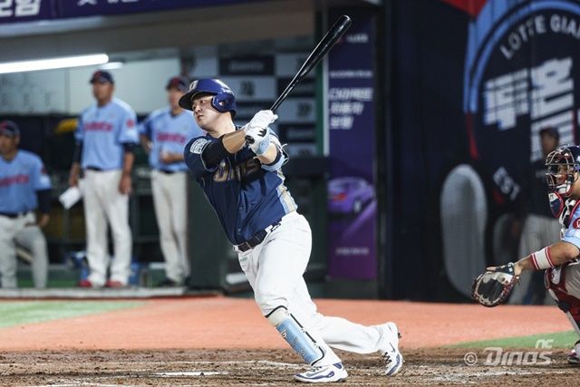 8월 31일 인천 SSG전에서 맹타를 휘두른 김형준. 사진=NC 제공