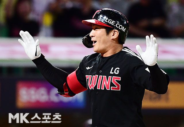 4일 수원 KT전에서 장타력을 과시한 오지환. 사진=김영구 기자