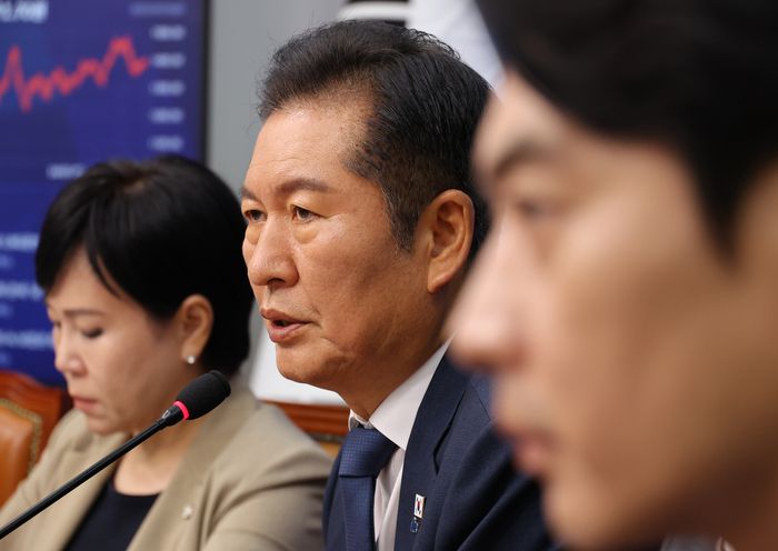 민주당 최고위서 발언하는 정청래 대표 [사진 연합뉴스]