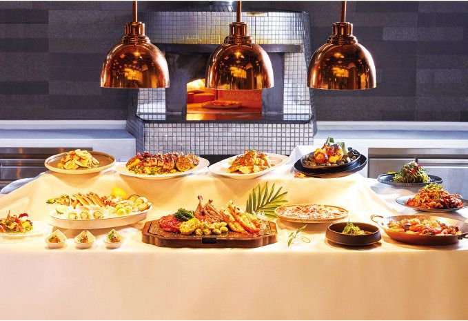 올데이 다이닝 뷔페 레스토랑 우디플레이트.