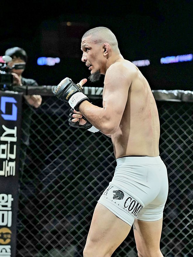 ‘노블레스’ 미우송 카스트루가 2025년 8월 인천광역시 영종국제도시 인스파이어 아레나 블랙컴뱃 15 웰터급 경기를 치르고 있다. 사진=이데아 파라곤