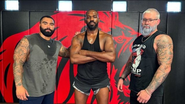 스티븐슨은 ‘UFC GOAT’로 평가받는 존스에게 많이 의지하며 MMA 데뷔를 준비했다. 사생활을 떠나 파이터로서 의심의 여지가 없는 존스이기에 그의 가르침을 받았다면 더욱 기대가 될 수밖에 없다. 사진=X