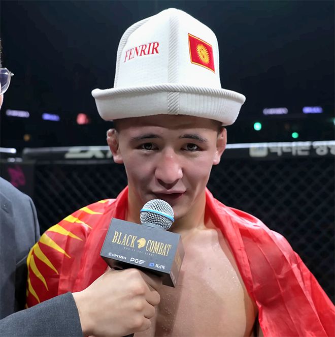 Alatoo Fighters League 플라이급 챔피언 ‘펜리르’ 다니야르 토이추베크 우울루가 2025년 8월 인천광역시 영종국제도시 인스파이어 아레나 블랙컴뱃 15 밴텀급 경기 승리 소감을 말하고 있다. 사진=이데아 파라곤