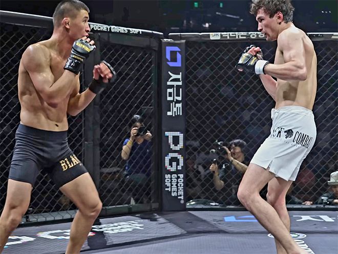 Alatoo Fighters League 챔피언 ‘펜리르’ 다니야르 토이추베크 우울루가 2025년 8월 인천광역시 영종국제도시 인스파이어 아레나 블랙컴뱃 15 밴텀급 5분×3라운드 경기에서 Naiza FC 및 Alash Pride 챔피언 ‘스컬’ 루슬란 사리예프를 상대하고 있다. 사진=이데아 파라곤