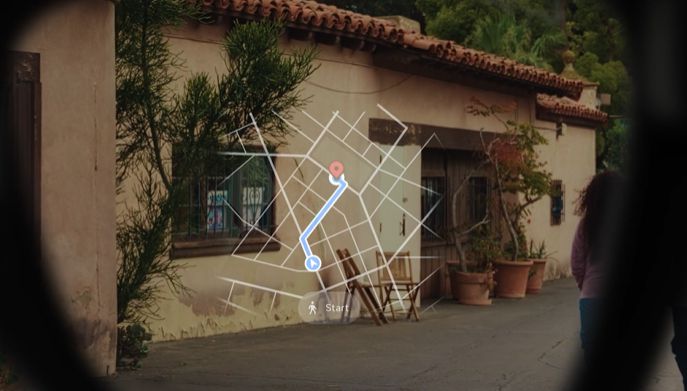 메타 레이번 디스플레이의 렌즈에 있는 헤드업 디스플레이를 이용해 길을 찾아가는 시연 [사진=업로드VR]