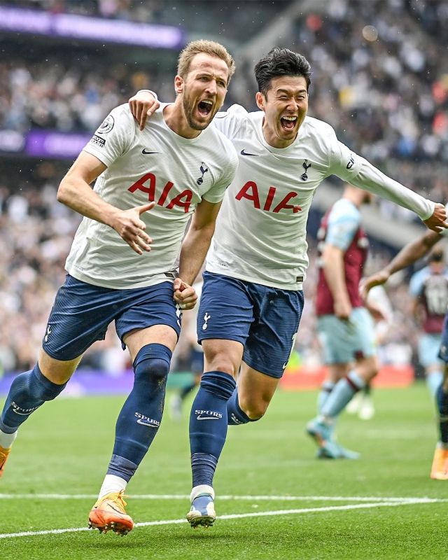 손흥민과 함께 프리미어리그 최고의 공격 듀오로 활약한 케인 역시 토트넘 역대 베스트 11에 선정됐다. 손흥민과 케인은 프리미어리그 역사상 최다 합작골(47골)을 기록한 바 있다. 사진=원풋볼 SNS