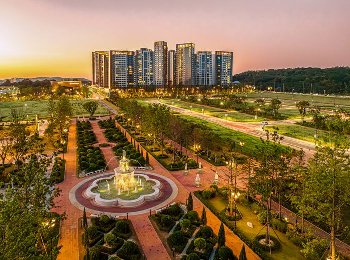 신검단 로열파크씨티Ⅱ와 세계적 수준을 자랑하는 조경시설