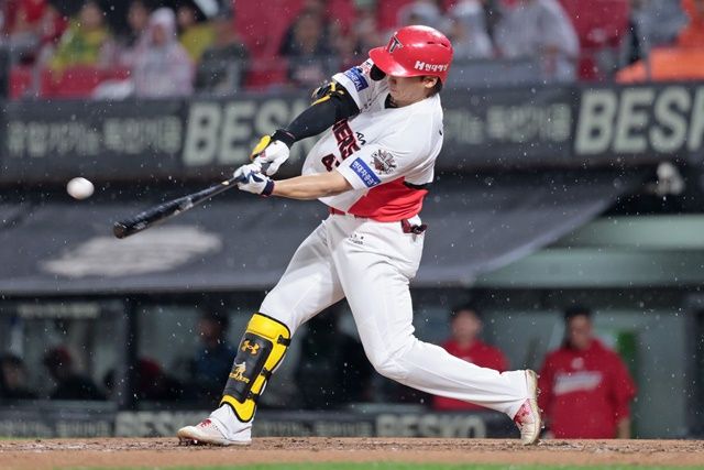 나성범이 2일 광주 SSG전에서 홈런을 치고있다. 사진=KIA 제공