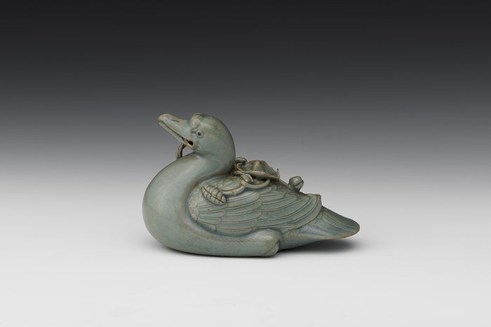 ‘청자오리형연적’ 12세기, 국보 ⓒ 간송미술문화재단