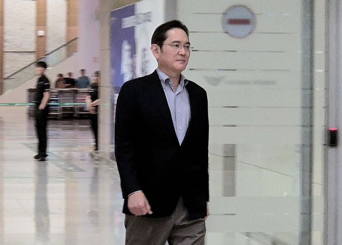 이재용 삼성전자 회장의 귀국 모습. 뉴스1