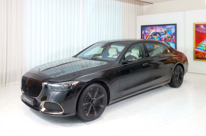 메르세데스-마이바흐 S-클래스 실버 라이닝. 메르세데스-벤츠코리아