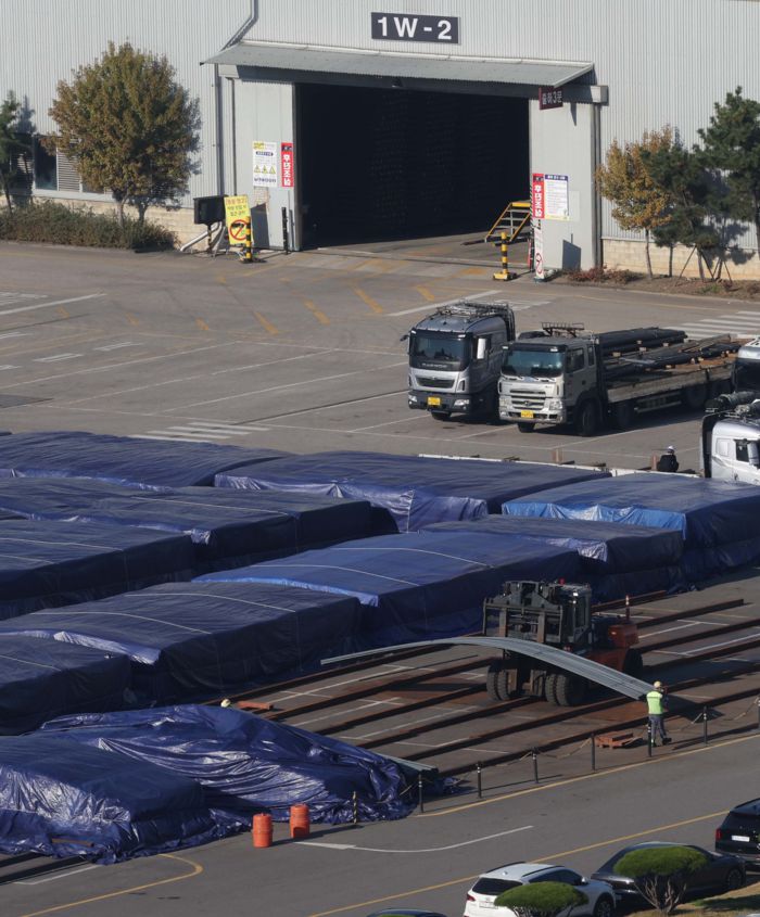 3일 인천광역시 동구에 위치한 한 제철공장이 한산한 모습을 보이고 있다. [한주형 기자]